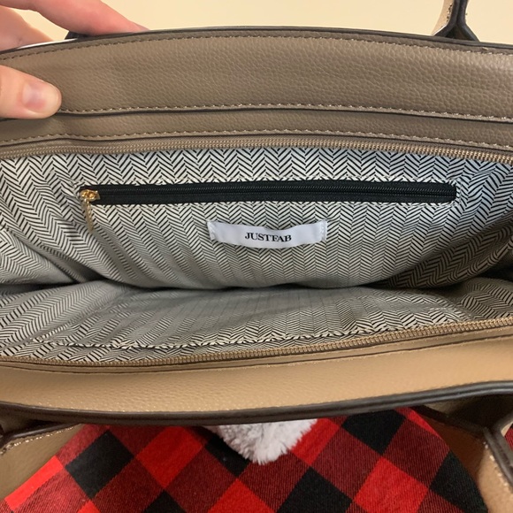 Justfab tote - Picture 2 of 4